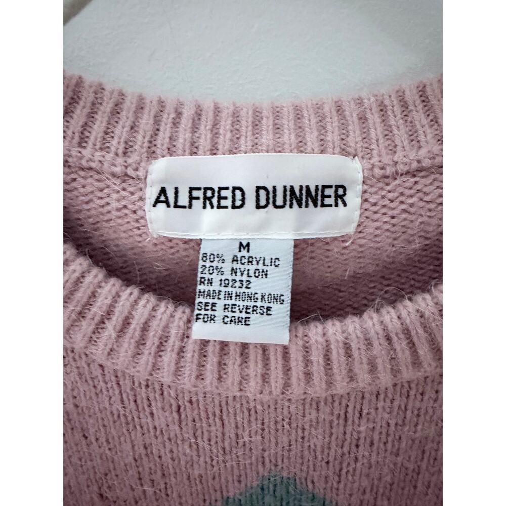 Vintage 1990s Alfred Dunner Pastel Pink Embroidered Rose Knit Sweater-Size M - Picture 2 of 5